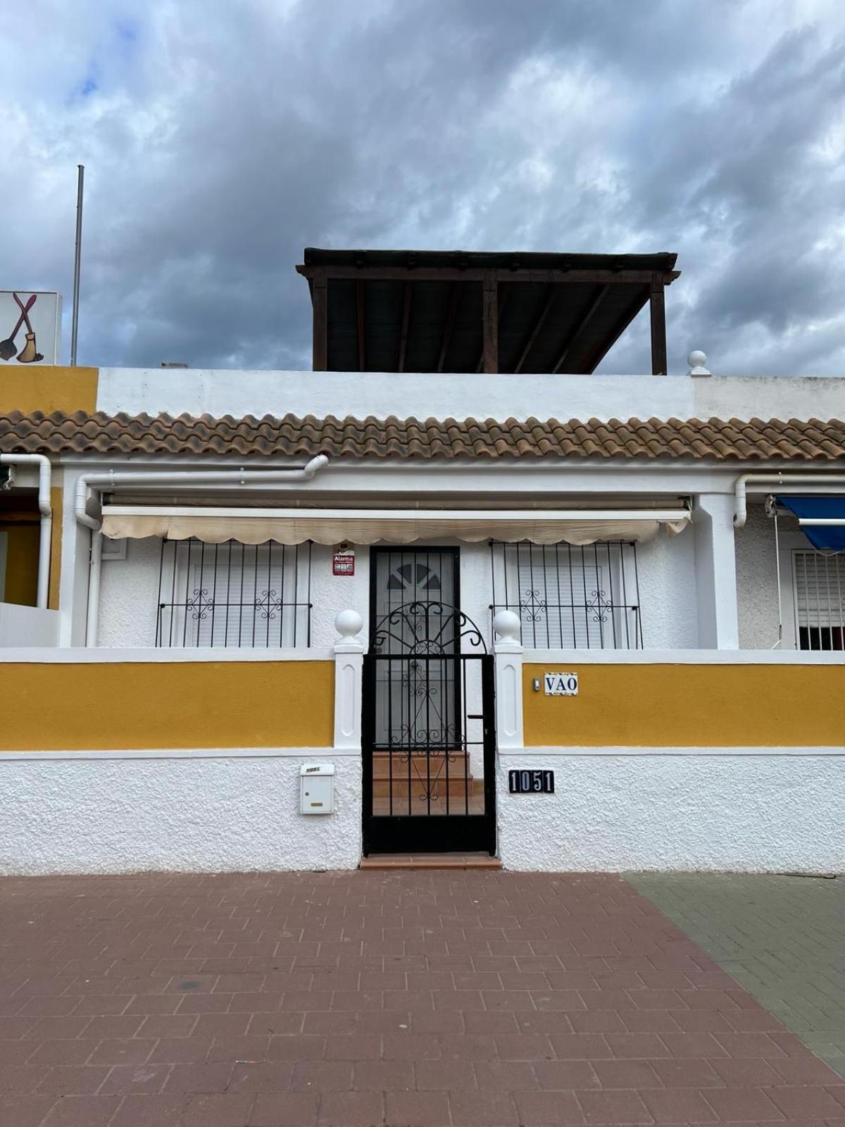 Los1-Vao Holiday Rentals- Los Alcazares Near Roda Roundabout エクステリア 写真